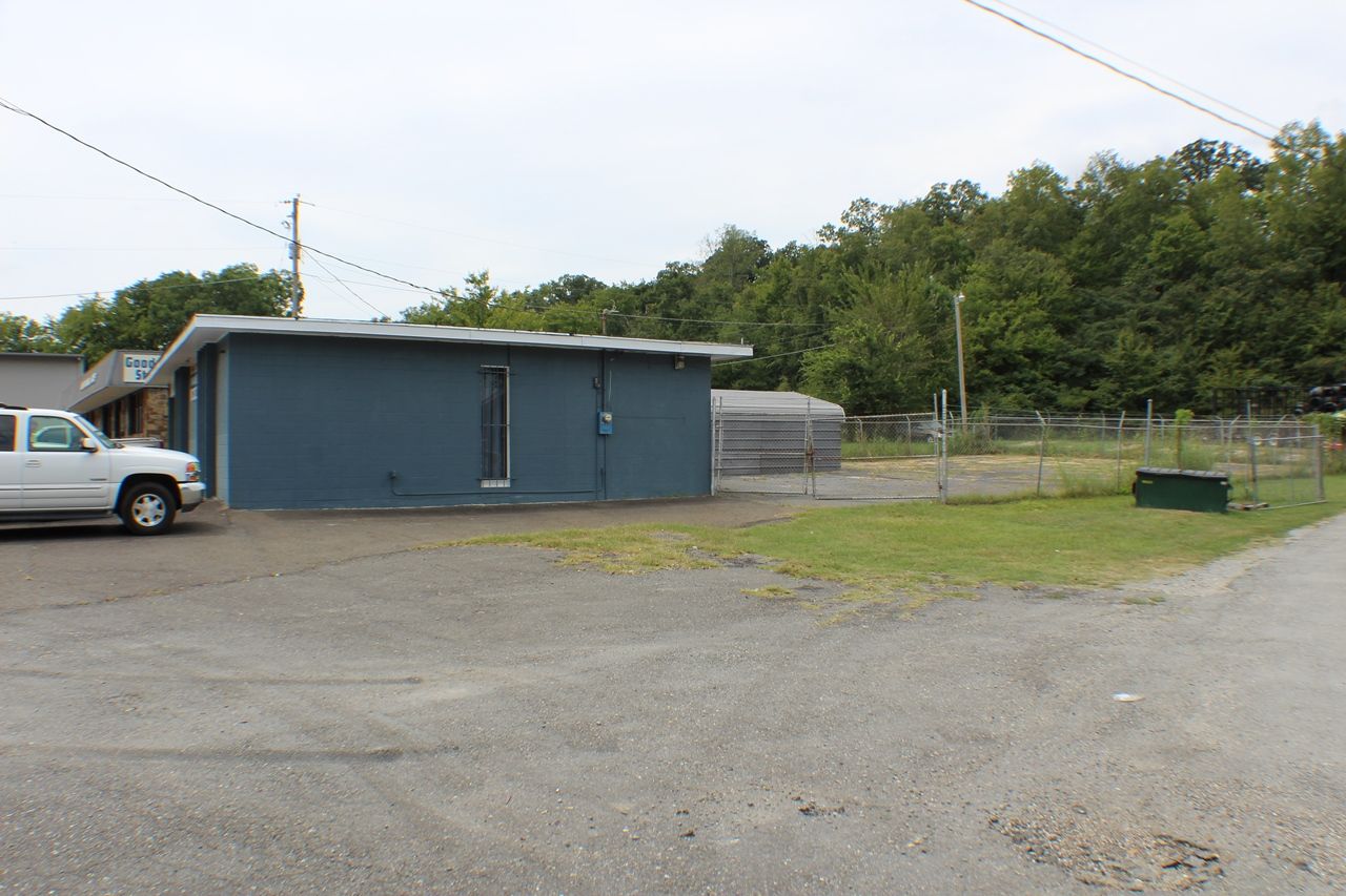 633 E Grand Ave, Hot Springs, AR 71901